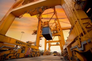 container loading in port